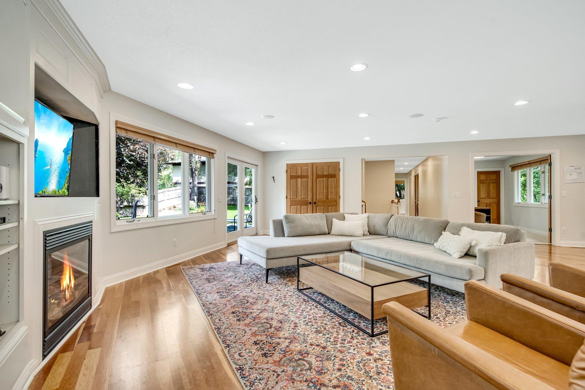 14334 Boys School Road Minnetonka, MN 55345 - Photo 7 of 44