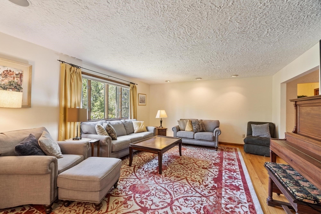 99 Beaver Road Reading, MA 01867 - Photo 12 of 42