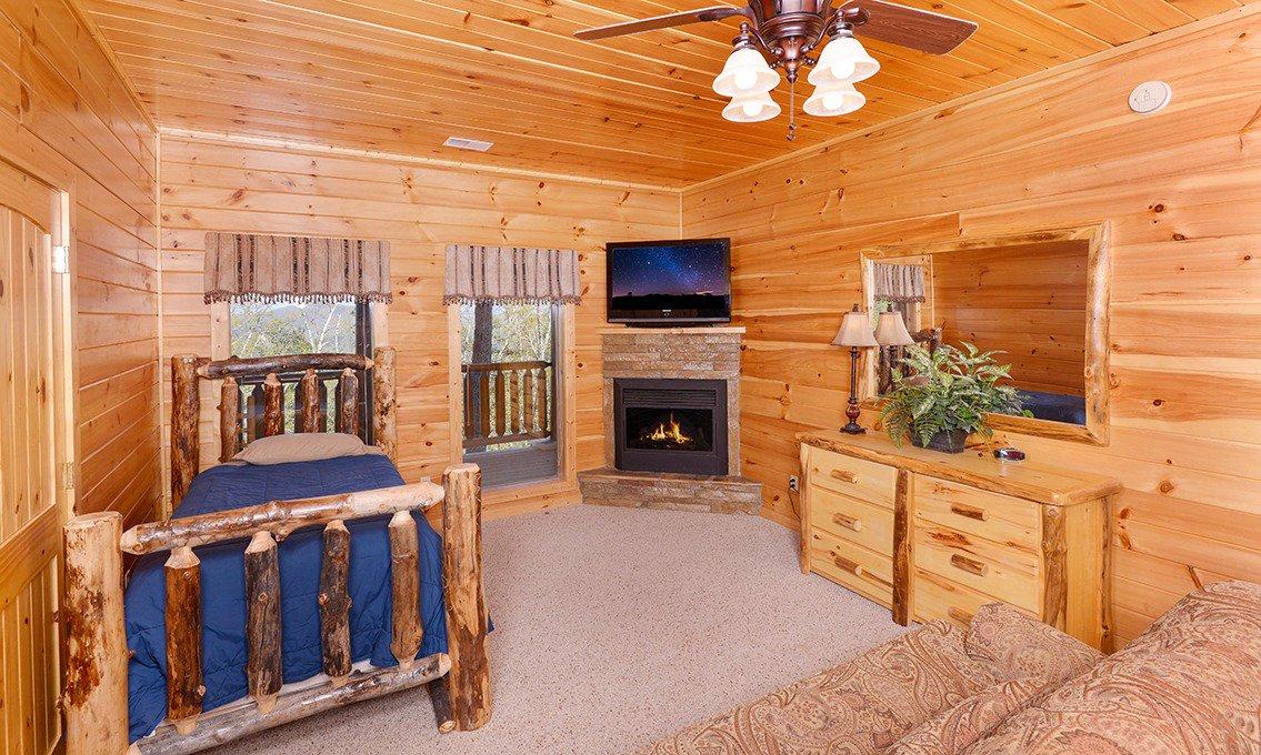 950 Autumn Ridge Way Sevierville, TN 37876 - Photo 15 of 29 13260.autumn-moon-16