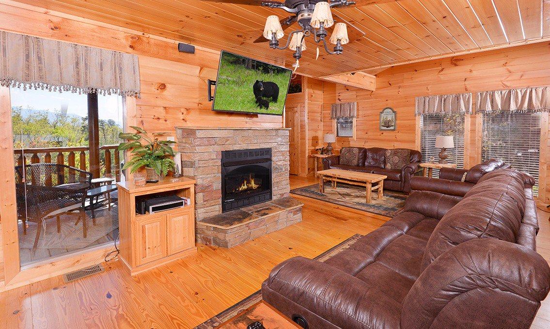 950 Autumn Ridge Way Sevierville, TN 37876 - Photo 4 of 29 13248.autumn-moon-4