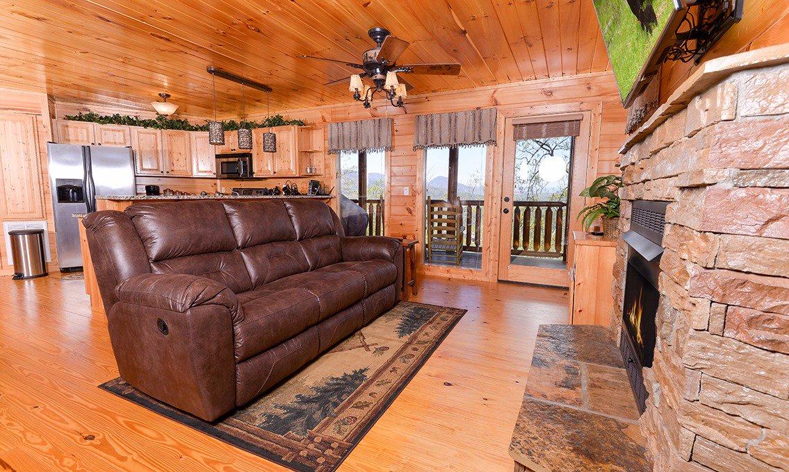 950 Autumn Ridge Way Sevierville, TN 37876 - Photo 5 of 29 13249.autumn-moon-5