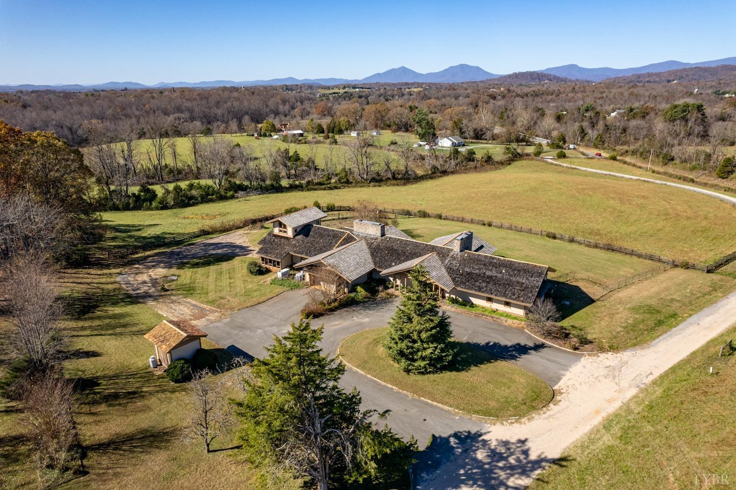 11261 Forest Road Forest, VA 24551 - Photo 2 of 99