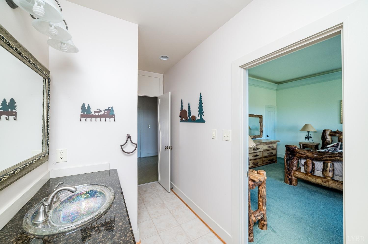11261 Forest Road Forest, VA 24551 - Photo 64 of 99 a view of a livingroom with furniture and windows
