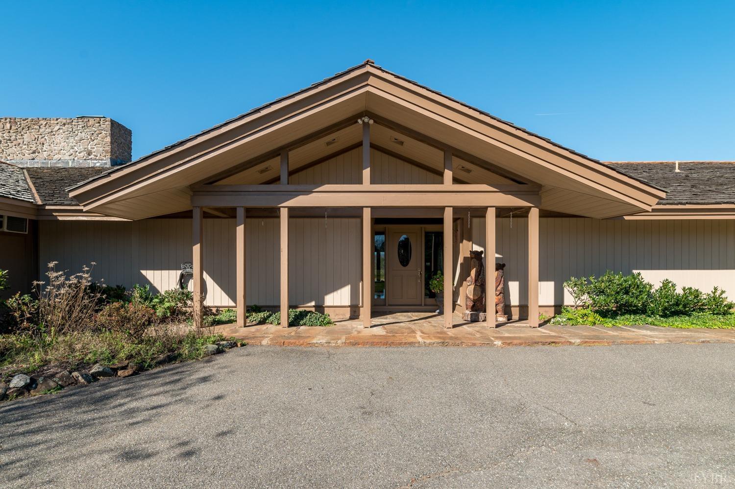 11261 Forest Road Forest, VA 24551 - Photo 8 of 99