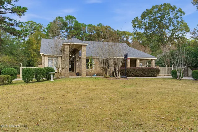 $339,900 | 18 Woodchuck Drive, Hattiesburg, MS 39402