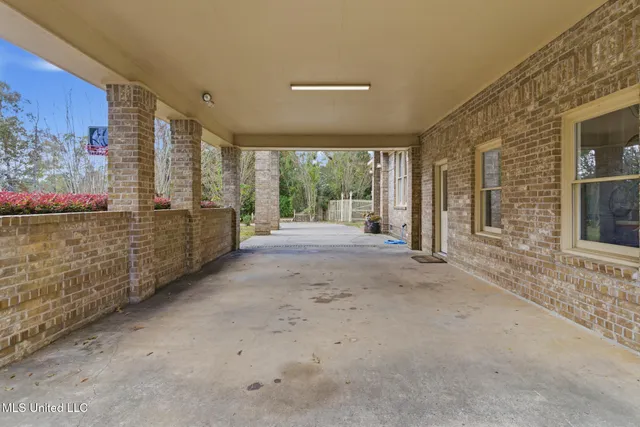 $339,900 | 18 Woodchuck Drive, Hattiesburg, MS 39402
