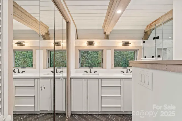 $2,875,000 | 220 Worley Road, Highlands, NC 28741