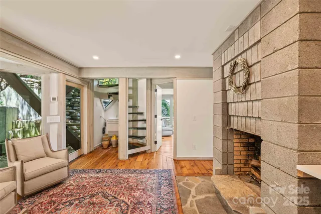 $2,875,000 | 220 Worley Road, Highlands, NC 28741