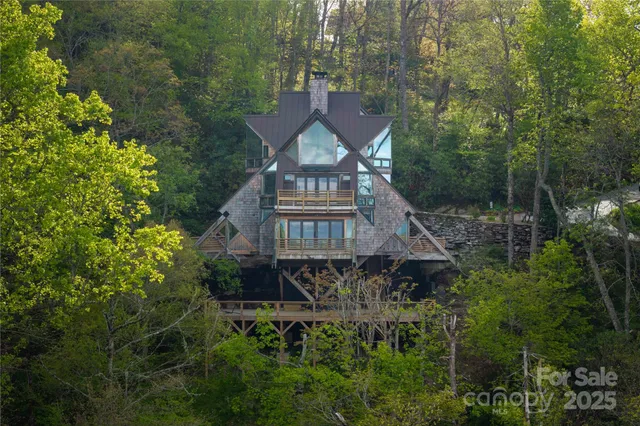 $2,875,000 | 220 Worley Road, Highlands, NC 28741