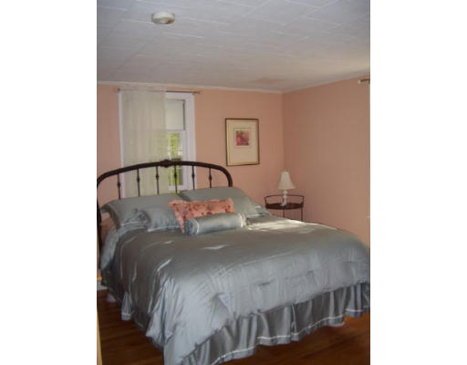 56 Arrowhead Road Duxbury, MA 02332 - Photo 7 of 13 Gallery Image 7