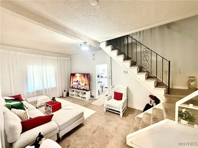 $1,200 | 2711 Orleans Avenue, Niagara Falls, NY 14303