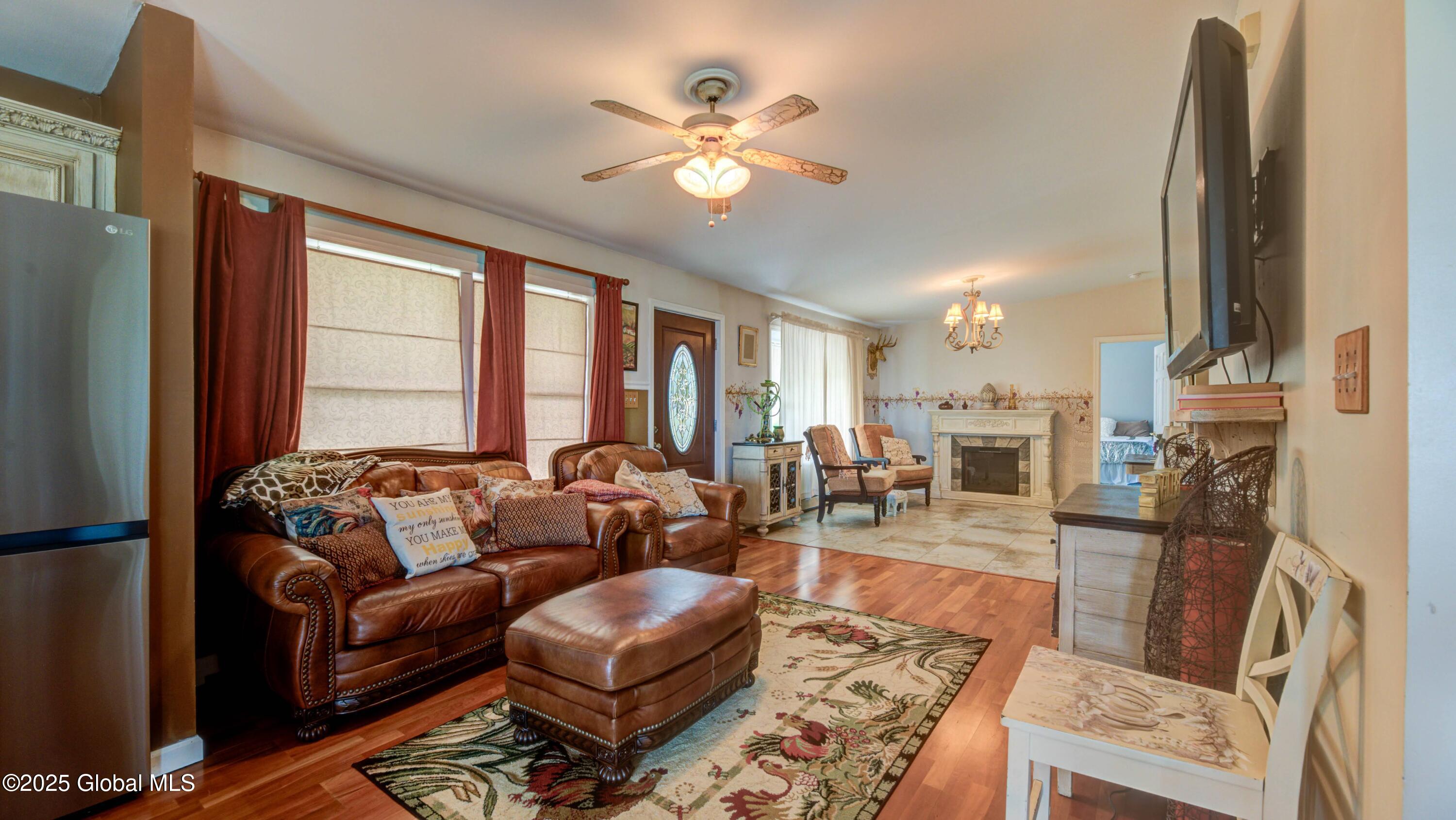 127 Firefly Meadow Road Glen, NY 12072 - Photo 14 of 107 127 Firefly Meadow Rd-25