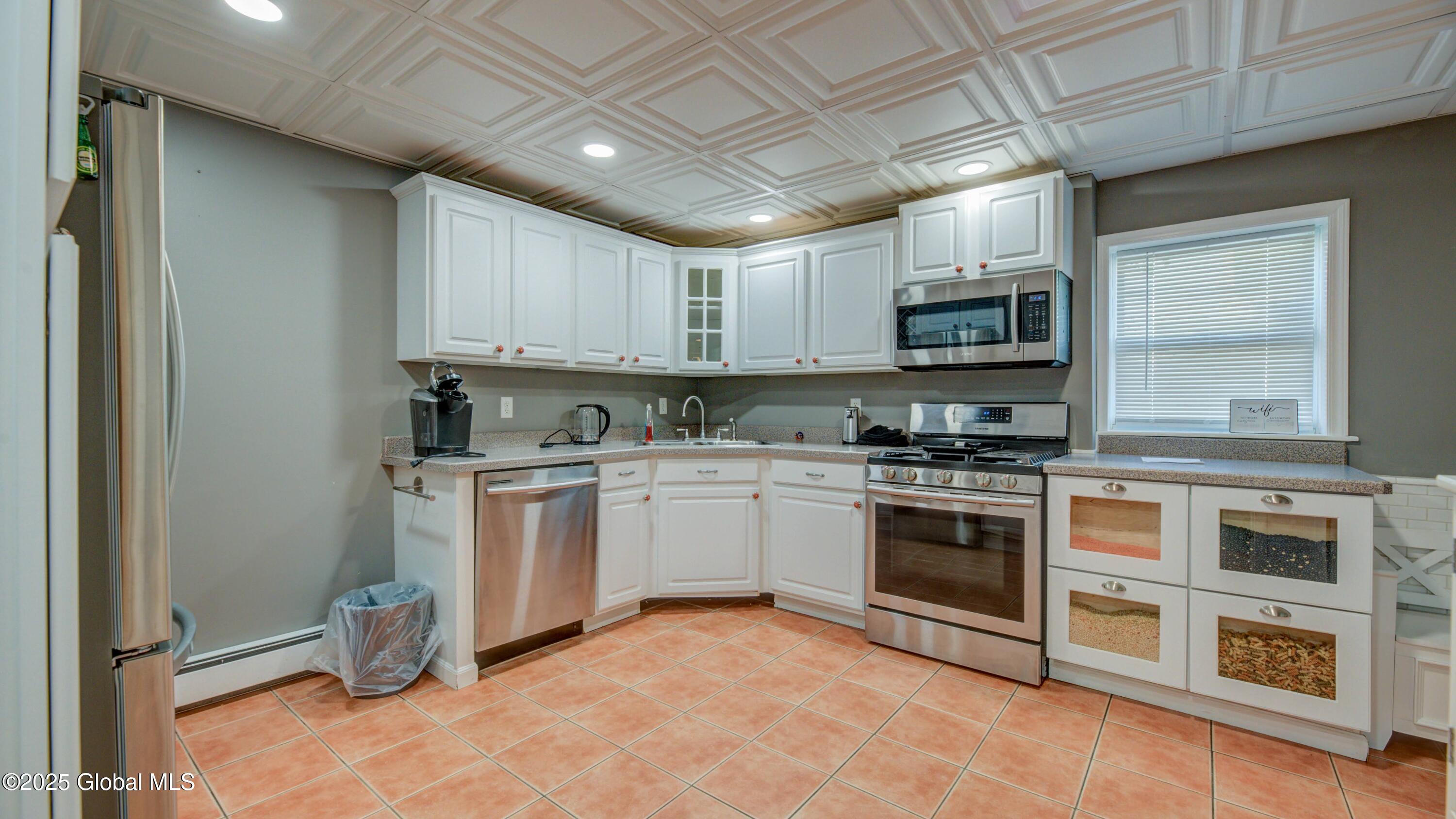 127 Firefly Meadow Road Glen, NY 12072 - Photo 49 of 107 127 Firefly Meadow Rd-88