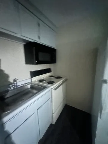 $2,800 | 375 Harvard Street, Unit 16A, Cambridge, MA 02138