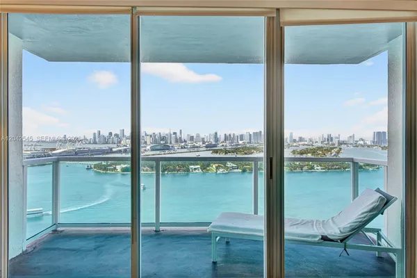$1,325,000 | The Floridian Condominiums, Miami Beach, FL 33139