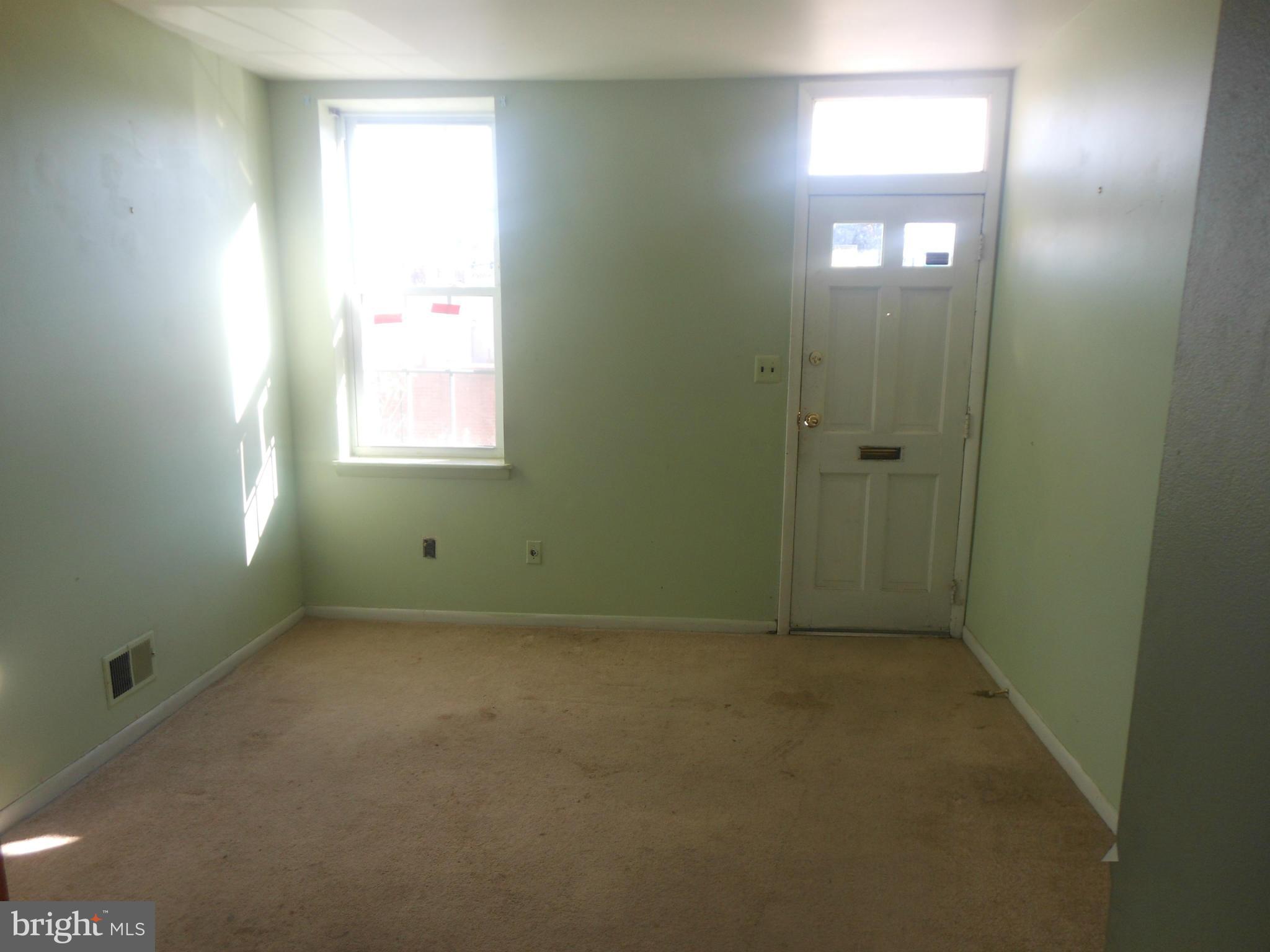 760 Ramsay Street Baltimore, MD 21230 - Photo 3 of 10 Living Room