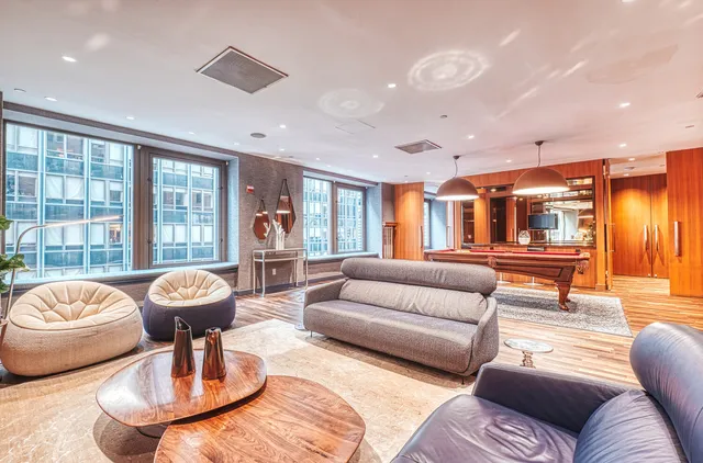 $795,000 | 75 Wall Street, Unit 29A | Financial District