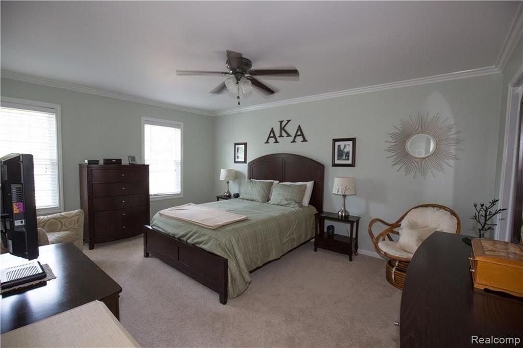 306 Whitney Drive Rochester Hills, MI 48307 - Photo 21 of 38