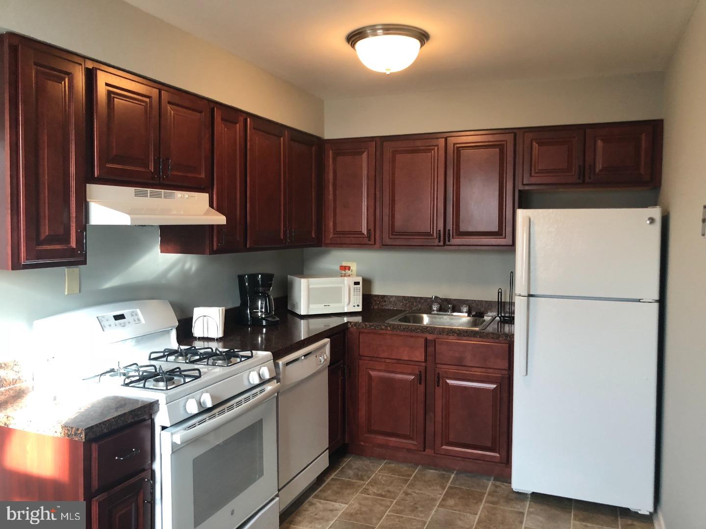 1600 Church Road, Unit A200 Wyncote, PA 19095 - Photo 4 of 5 Gallery Image 4