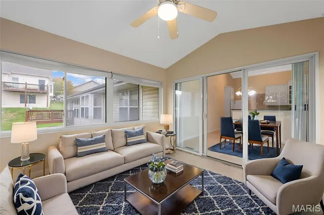 $299,900 | 14 Shasta Pointe Court, Unit 49A, St. Charles, MO 63301