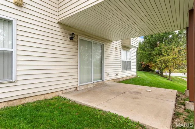 $299,900 | 14 Shasta Pointe Court, Unit 49A, St. Charles, MO 63301