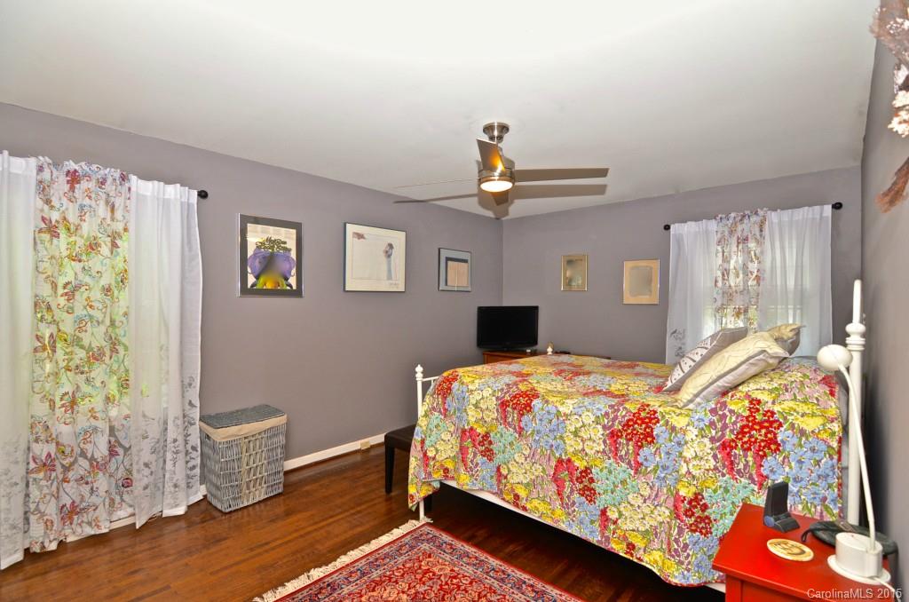 5950 Gate Post Road Charlotte, NC 28211 - Photo 18 of 24 Gallery Image 18
