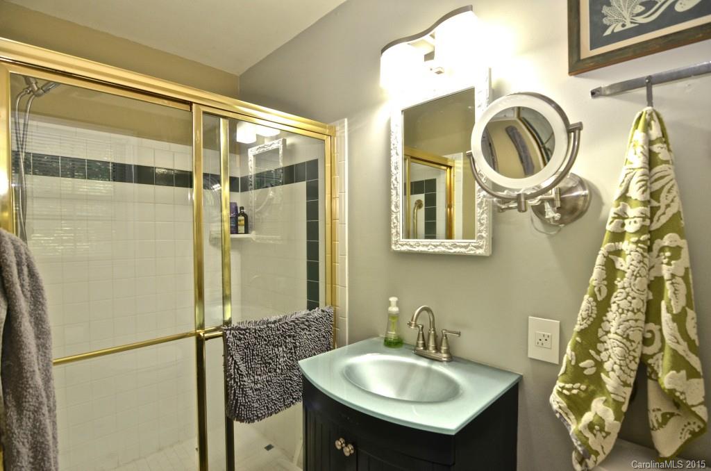 5950 Gate Post Road Charlotte, NC 28211 - Photo 20 of 24 Gallery Image 20