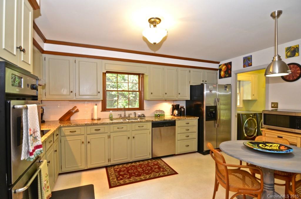 5950 Gate Post Road Charlotte, NC 28211 - Photo 7 of 24 Gallery Image 7