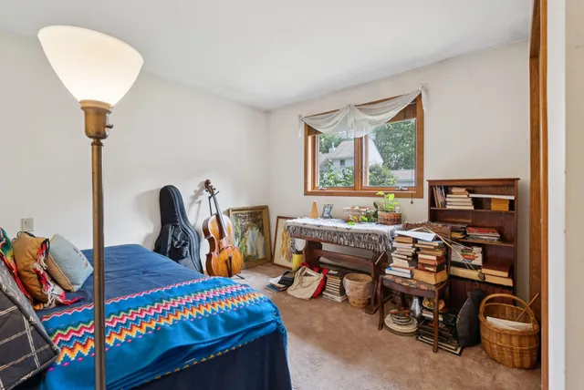 $500,000 | 241 Bluff Road, Unit 4, Yarmouth, ME 04096