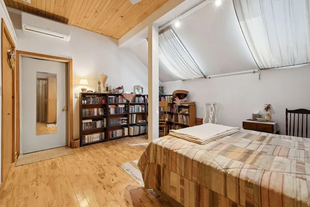 $500,000 | 241 Bluff Road, Unit 4, Yarmouth, ME 04096