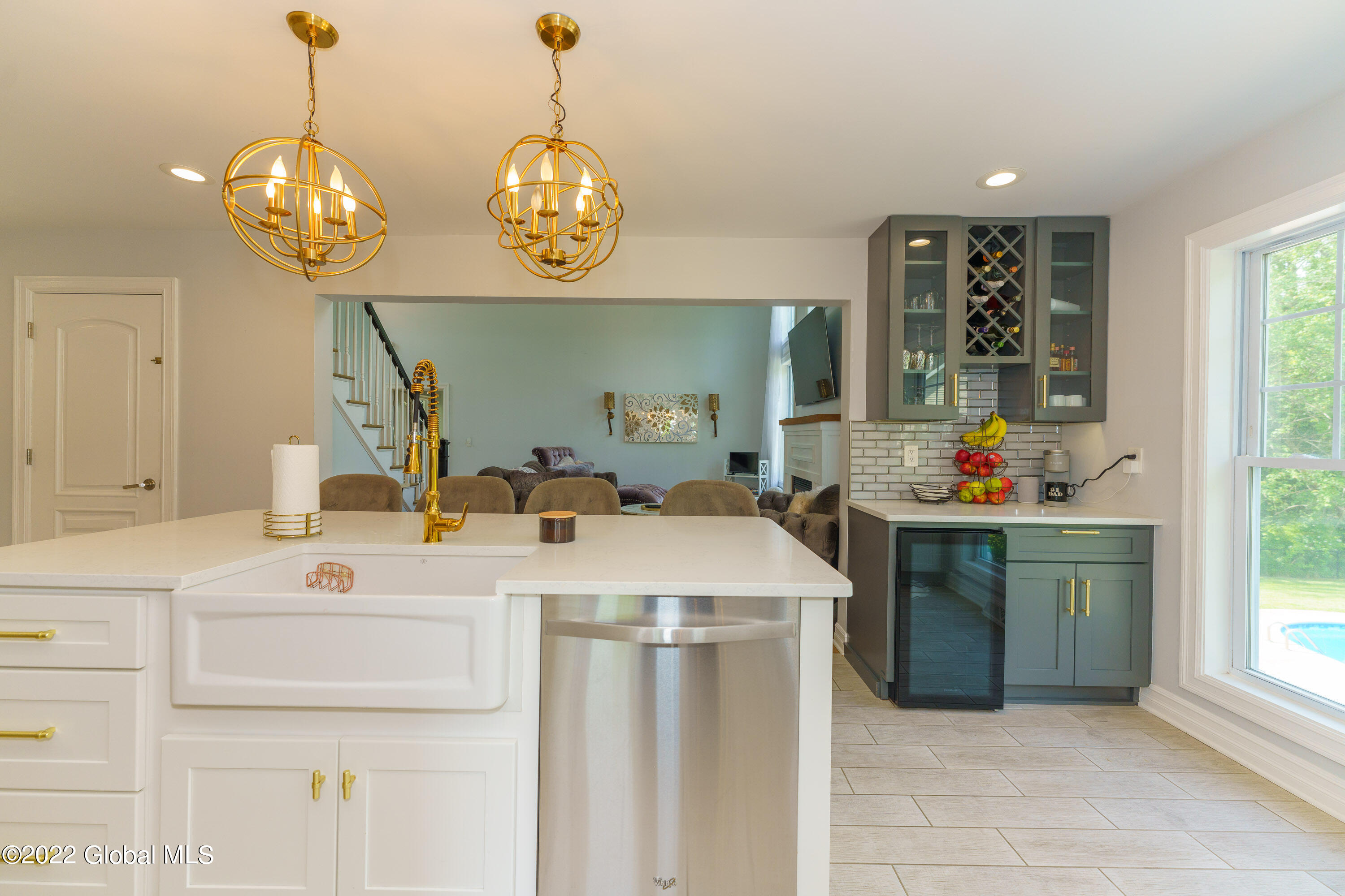 90 Werner Road Halfmoon, NY 12065 - Photo 16 of 58 4 Kitchen 3