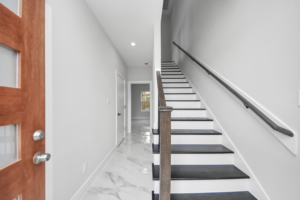 3419 Arlington Street Houston, TX 77018 - Photo 7 of 44 a view of entryway and hall with wooden floor