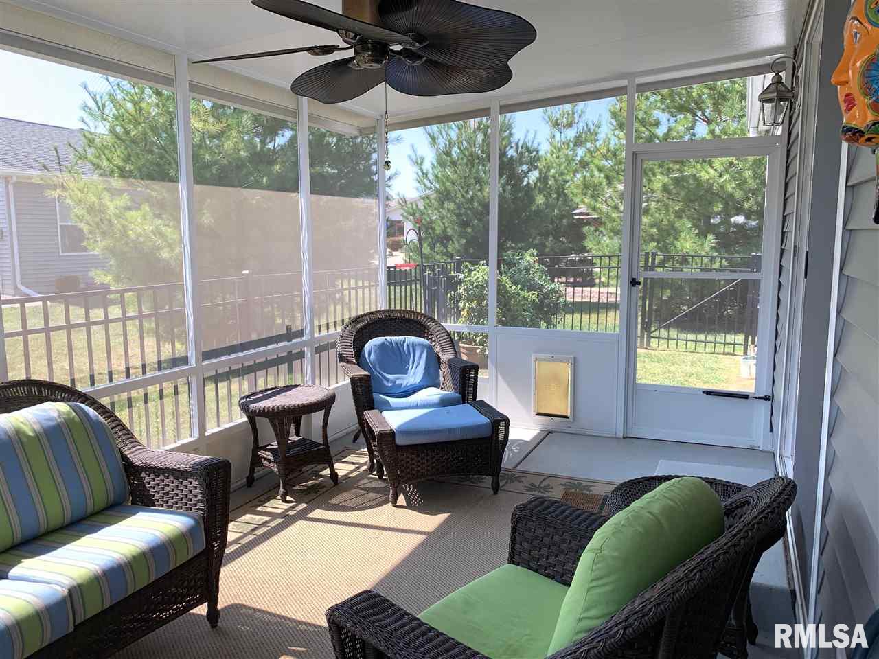 2800 Vía Rosso, Unit 6 Springfield, IL 62703 - Photo 16 of 32
