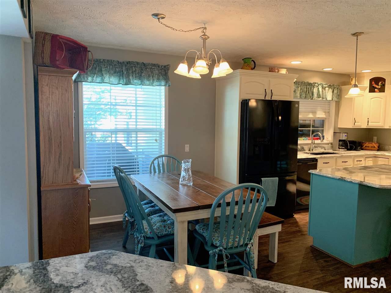 2800 Vía Rosso, Unit 6 Springfield, IL 62703 - Photo 8 of 32