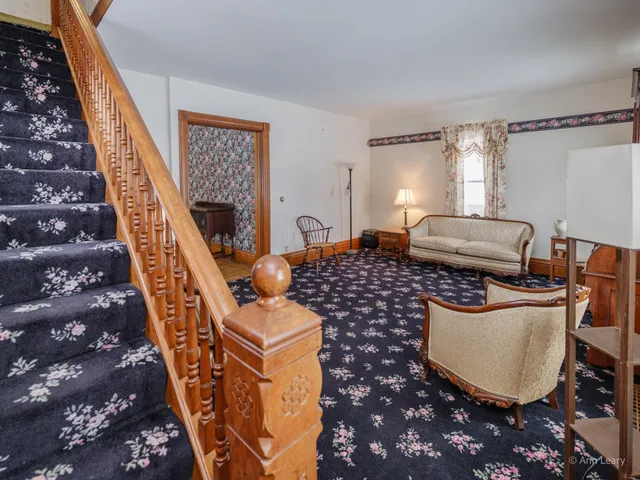 $399,900 | 1921 North 9th Street, Kalamazoo, MI 49009