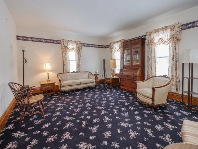 $399,900 | 1921 North 9th Street, Kalamazoo, MI 49009