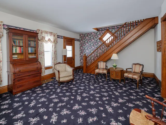 $399,900 | 1921 North 9th Street, Kalamazoo, MI 49009