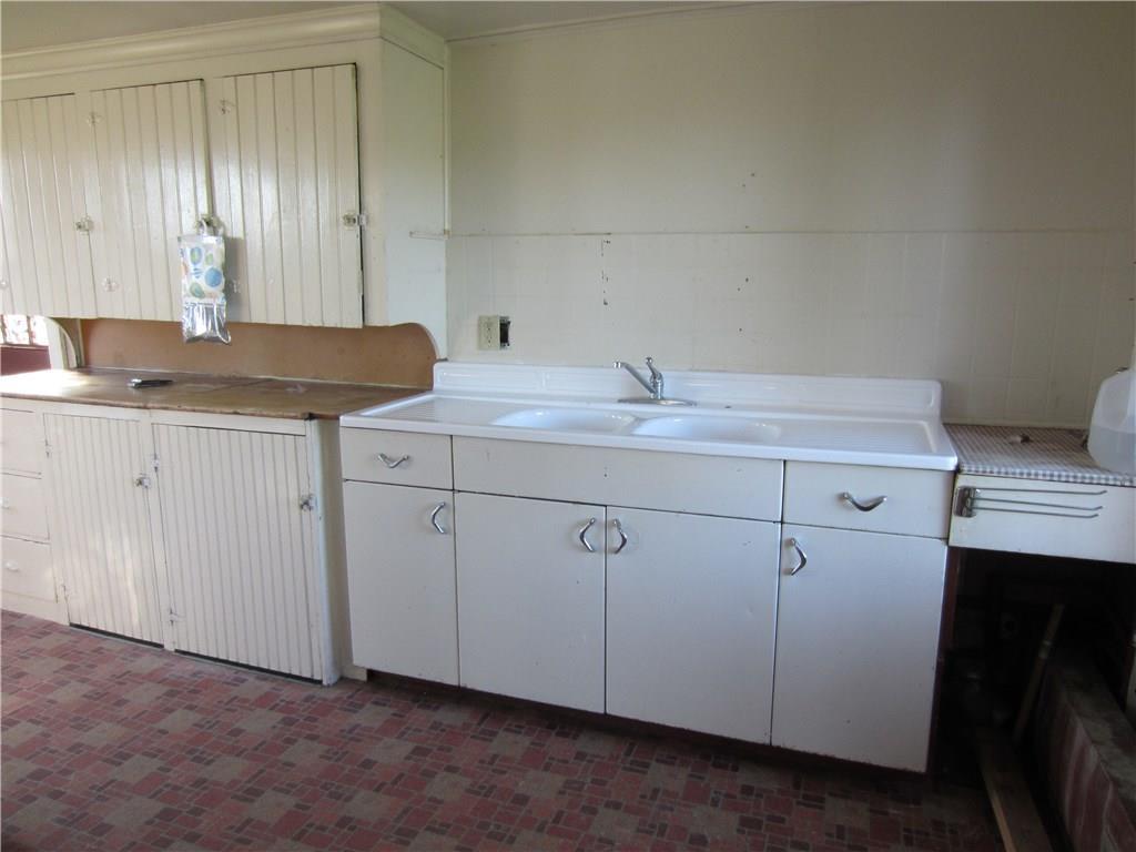 111 Fish Hatchery Road Monmouth, ME 04259 - Photo 5 of 31 Large side board and oversized kitchen!