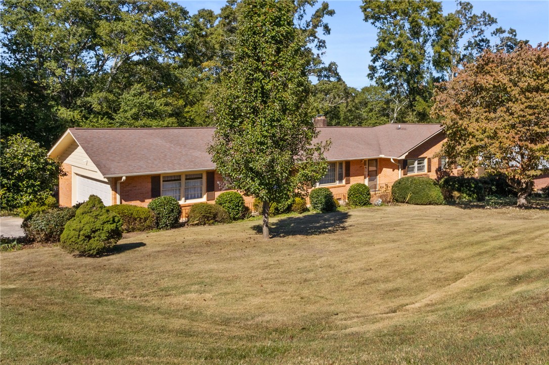 403 Brown Road Anderson, SC 29621 - Photo 8 of 41 Gallery Image 8