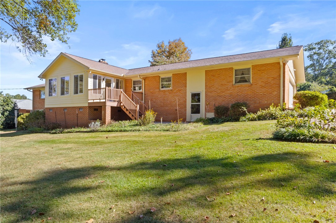 403 Brown Road Anderson, SC 29621 - Photo 10 of 41 Grilling Deck off of the Sunroom