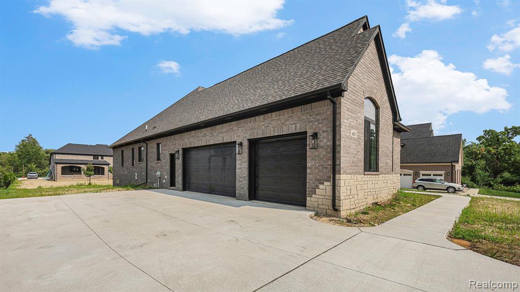 6115 Sheldon Road Rochester Hills, MI 48306 - Photo 33 of 36