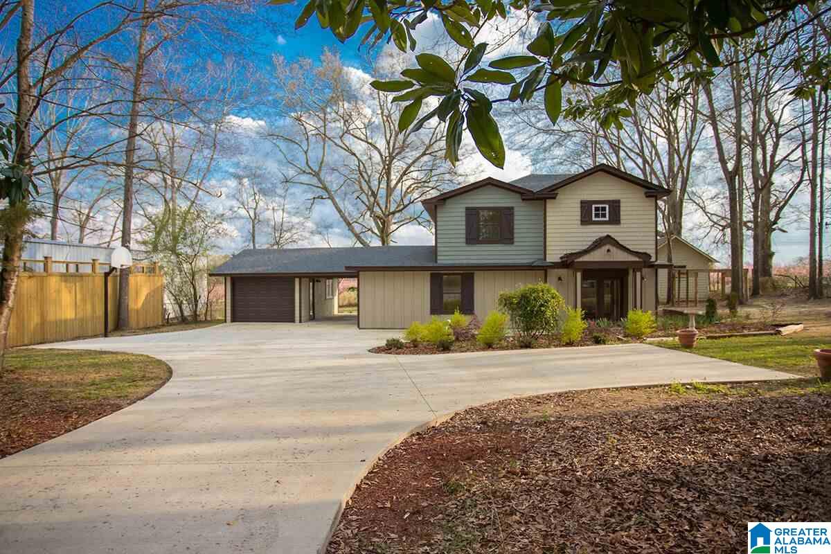 306 Meadowview Circle Clanton, AL 35045 - Photo 2 of 31