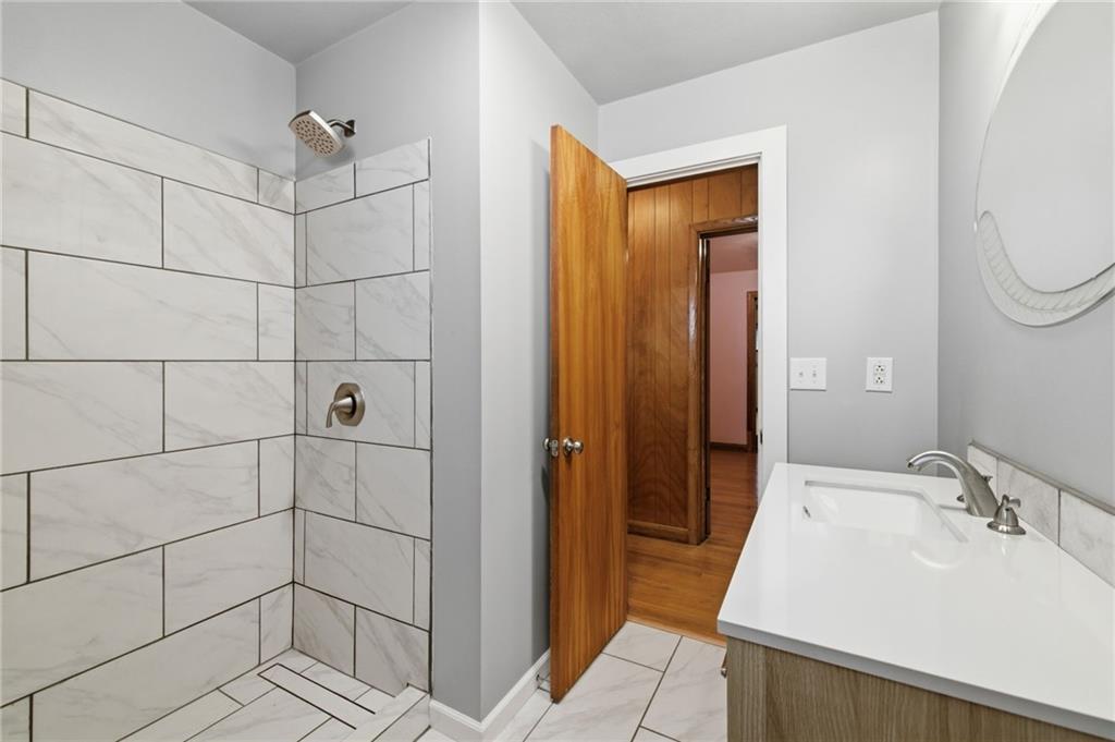 1003 Hazel Street New Castle, PA 16101 - Photo 13 of 40