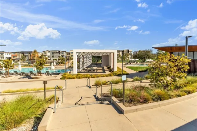 $699,000 | 27582 Manzanita Way, Valencia, CA 91381