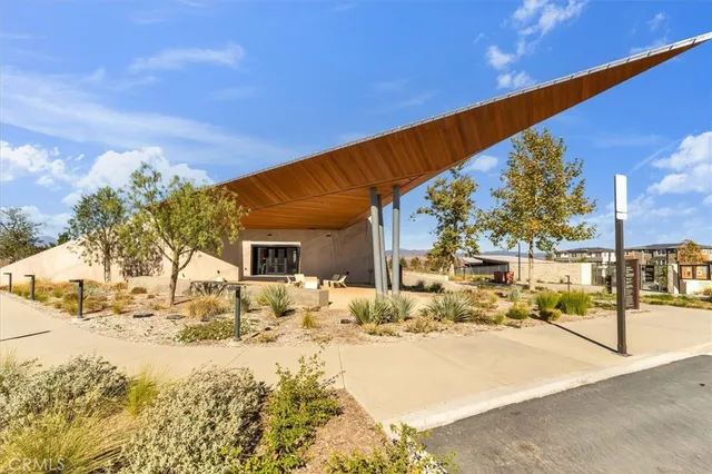 $699,000 | 27582 Manzanita Way, Valencia, CA 91381