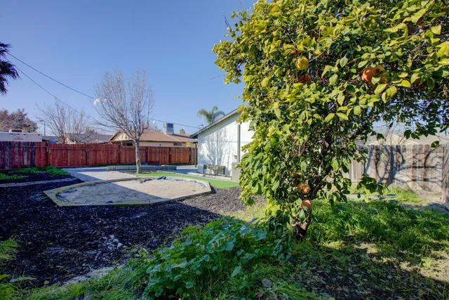 $355,000 | 8822 Globe Avenue, Dos Palos, CA 93620