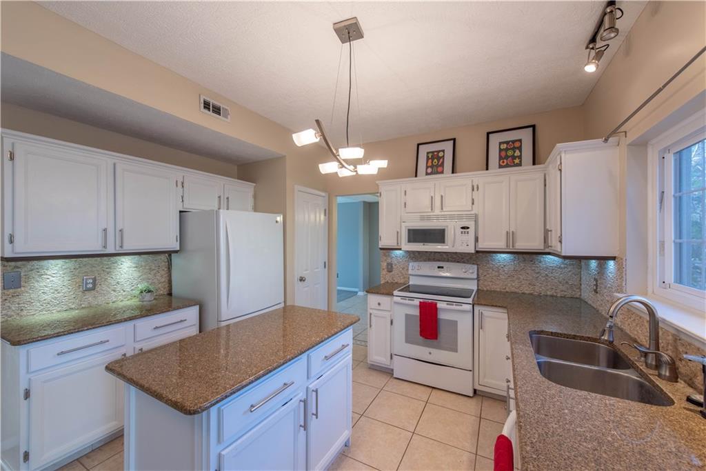7630 Winding Way Fishers, IN 46038 - Photo 14 of 48 Gallery Image 14