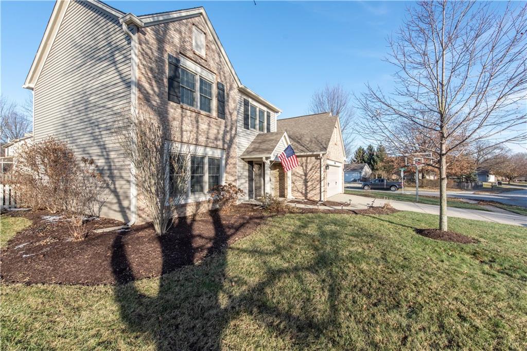 7630 Winding Way Fishers, IN 46038 - Photo 3 of 48 Gallery Image 3