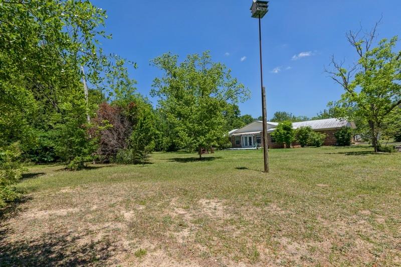 1203 Valley Road Crestview, FL 32539 - Photo 14 of 35 35_1203ValleyRoad_2060_FlexMLS800x600_80