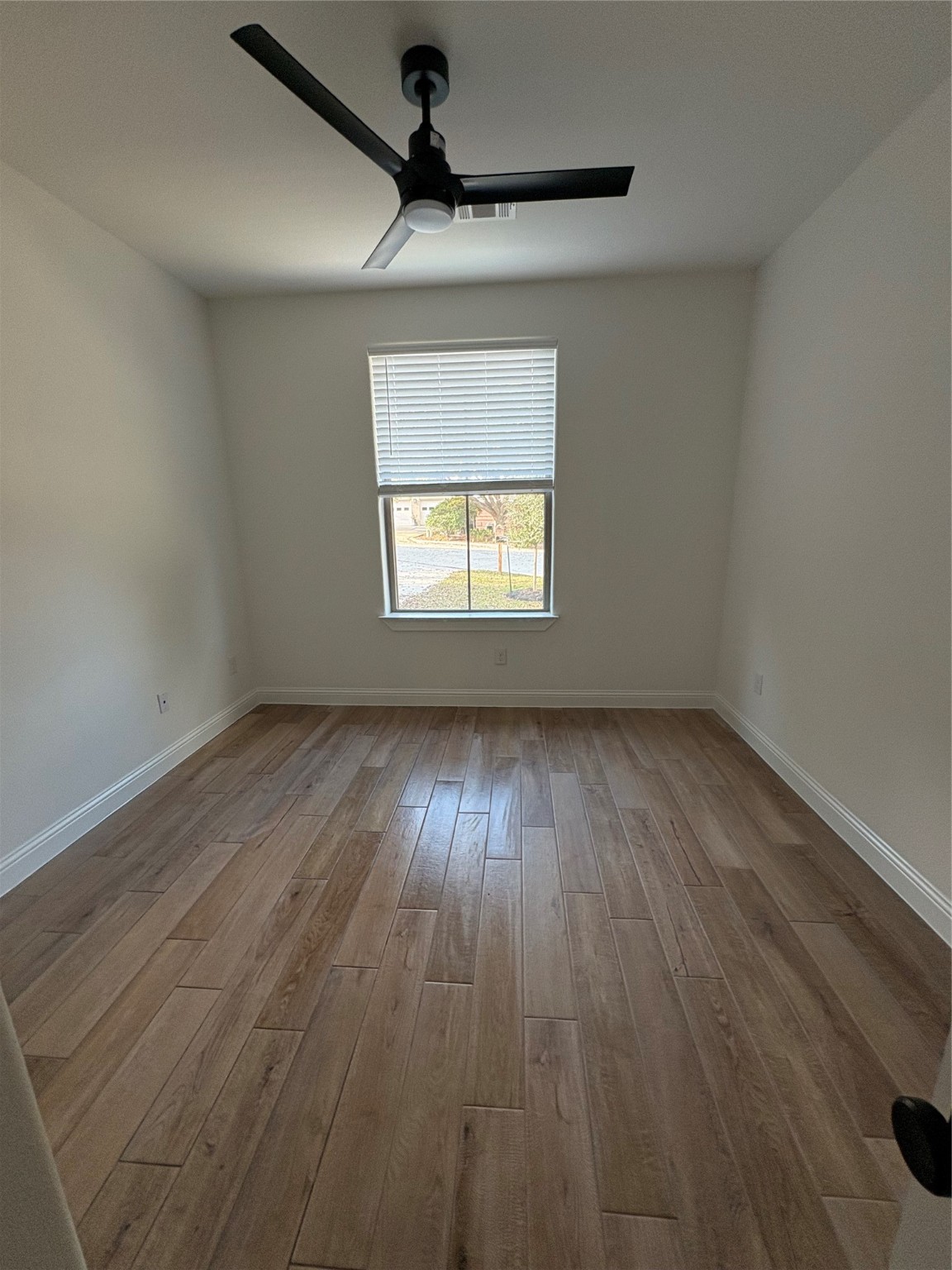 109 Cove Point Conroe, TX 77356 - Photo 13 of 21